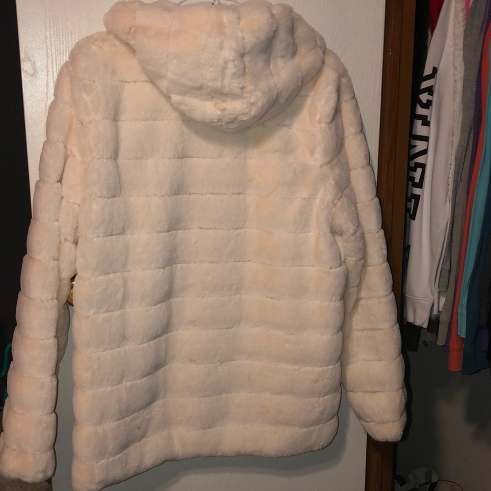 Puff jacket !! - Picture 3 of 3